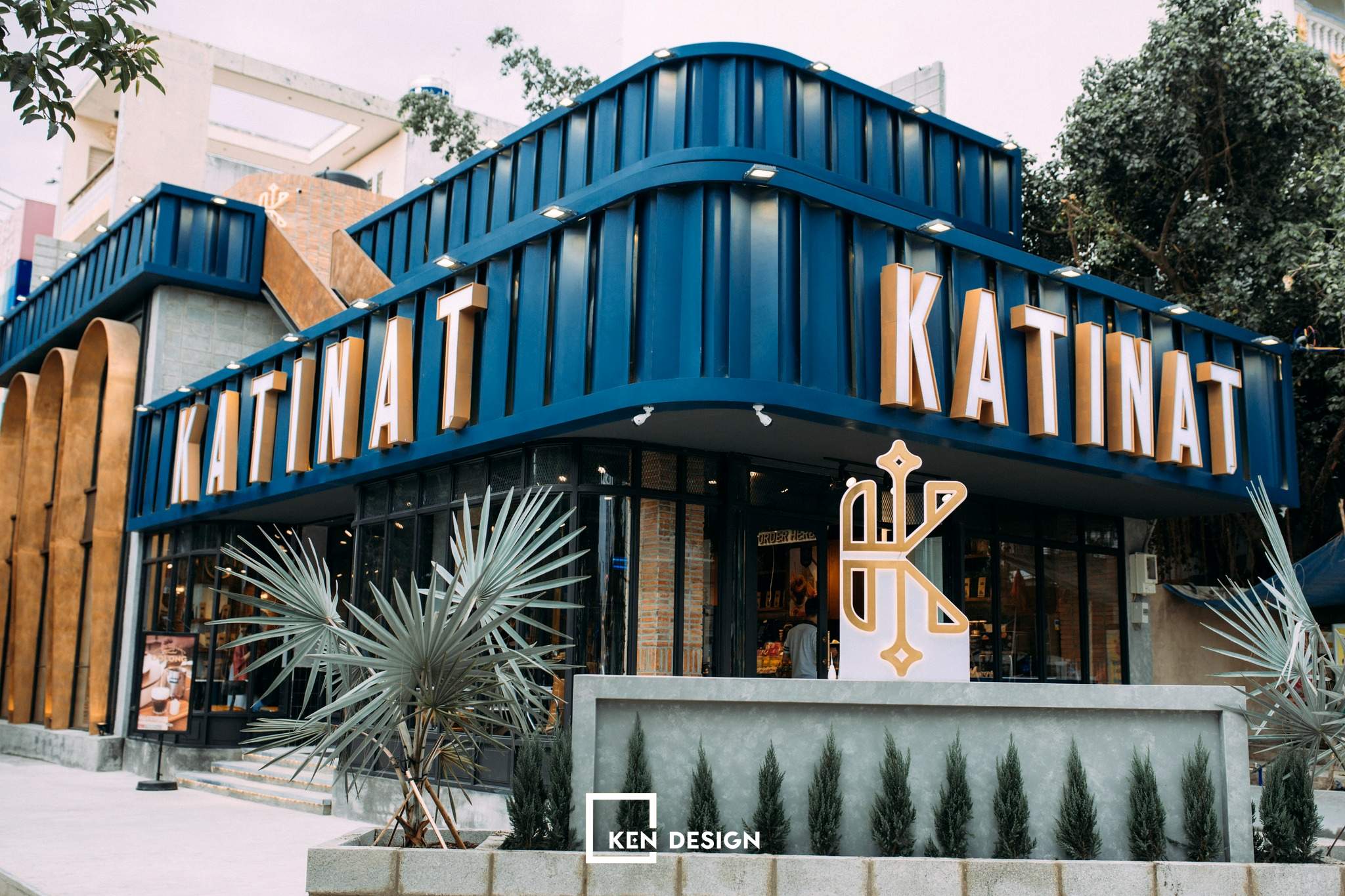 th-ng-hi-u-katinat-saigon-cafe-l-t-x-c-tr-th-nh-th-ng-hi-u-trendy